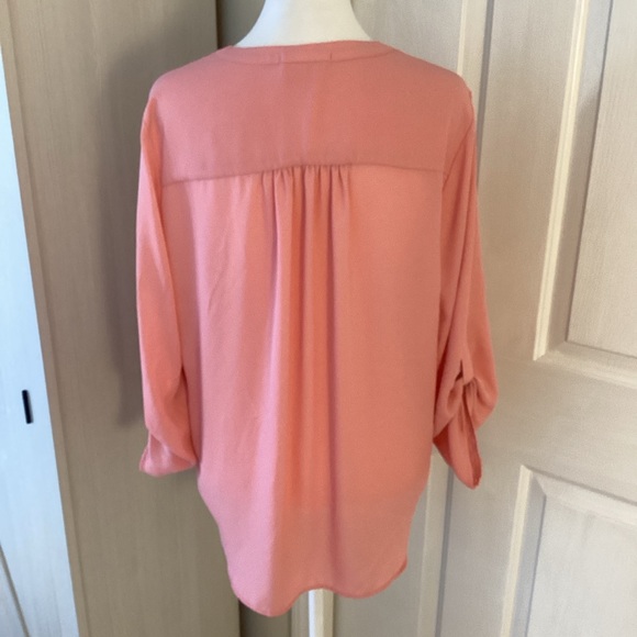 Everleigh Dusty Peach V-Neck Blouse MP - Picture 3 of 12